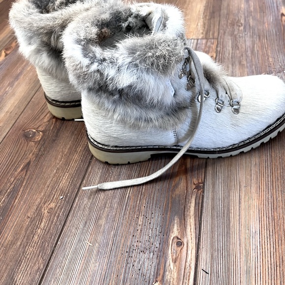 Regina Rabbit Fur Boots - Picture 3 of 4